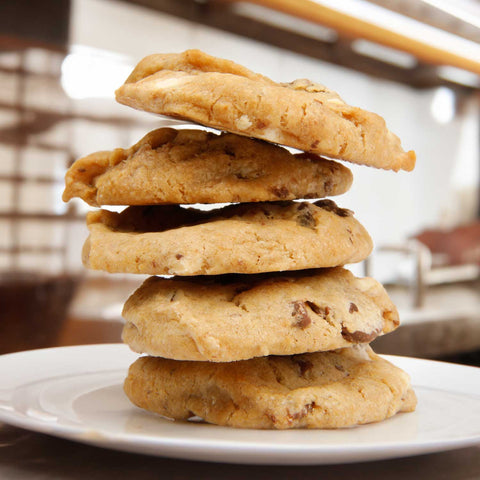 Milk Choc Macadamia Cookie Box