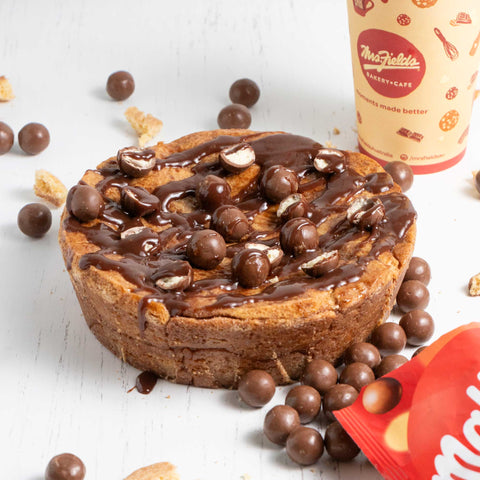 Nutella Lovers Cookie Pie